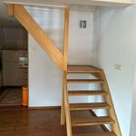 Open houten kwartslagtrap, kwartslag links, naturel hout, hoogte 250–2